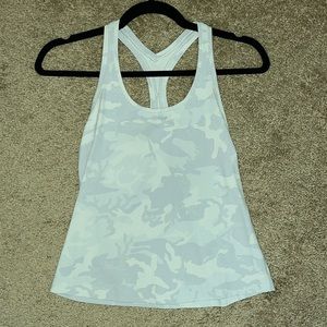 Lululemon race length cool racer back tank size 8